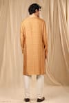 Shop_Masaba_Orange Raw Silk Printed Wallflower Kurta _at_Aza_Fashions