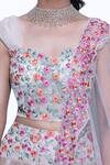 Shriya Som_Beige Sweetheart Neck Floral Embroidered Blouse _at_Aza_Fashions