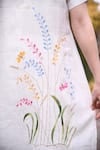 Linen Bloom_White 100% Linen V Neck Embroidered Kurta _at_Aza_Fashions