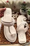 Buy_Modanta Footwear_White Embellished Pearl Kolhapuri Flats_at_Aza_Fashions