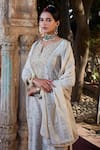 Kritika Dawar_Ivory Kurta And Palazzo Banarasi Chanderi Embroidery Gota Work Notched Set _Online_at_Aza_Fashions