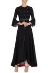 Buy_Desert Shine by Sulochana Jangir_Black Floral Hand And Machine Embroidered Kurta With Center Slit For Women_at_Aza_Fashions