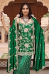 Pink City by Sarika_Emerald Green Silk Embroidered Lotus Kurta Set With Chanderi Dupatta _Online_at_Aza_Fashions