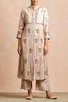 Sue Mue_Beige Tussar Georgette Mandarin Collar Handloom Maheshwari Kurta Set _Online_at_Aza_Fashions