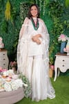 Ohaila Khan_Off White Organza Embroidery Samosa Aishwarya Kurta Set With Dupatta  _Online_at_Aza_Fashions