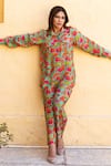 Gulabo Jaipur_Green Muslin Printed Floral Notched Pant Set _at_Aza_Fashions