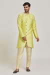 Samyukta Singhania_Green Sherwani Banarasi Jacquard Floral Overlap Pattern And Pant Set _Online_at_Aza_Fashions