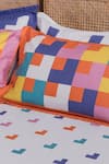 Kyoona_White 100% Cotton Print Chaukona Contrast Geometric Bedsheet Set _Online_at_Aza_Fashions