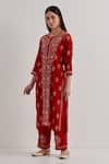 Priya Chaudhary_Red Cotton Embroidered Chikankari Notched Neck Kurta Set _Online_at_Aza_Fashions