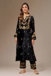 Buy_Anantaa by Roohi_Black Velvet Embroidered Floral Notched Placement Kurta _at_Aza_Fashions