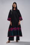Taika By Poonam Bhagat_Black Chanderi Embroidered Floral Round Applique A-line Tunic Set _Online_at_Aza_Fashions