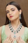 Saga Jewels_Green Stone Emerald Embellished Necklace Set _Online_at_Aza_Fashions