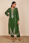 Shop_Sue Mue_Green Silk, Chiffon Zari, Embroidery Round Neck Niva Kurta Pant Set _Online_at_Aza_Fashions