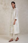 Buy_Sue Mue_Off White Handwoven Pure Chanderi Embroidered Patchwork Aima Kurta Pant Set 