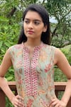 Buy_Gopi Vaid_Green Cotton Silk Printed Floral Round Amara Tunic_Online_at_Aza_Fashions