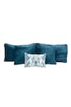 Buy_H2H_Blue Velvet Linear Pattern Bedcover Set_Online_at_Aza_Fashions