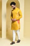 Buy_KUSTOMEYES_Yellow Cotton Kurta And Pant Set _Online_at_Aza_Fashions