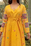 Buy_Kacha Tanka_Yellow Dupion Art Silk And Cotton Satin Hand Geometric Pattern Kurta Jacket Set _Online_at_Aza_Fashions