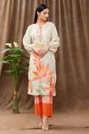 Buy_Archana Shah_White Bamberg Silk Printed Tropical Tie-up Neck Kurta And Pant Set _at_Aza_Fashions