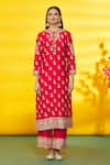 Surbhi Shah_Red Pure Spun Silk Embroidery Floral Round Straight Hem Kurta Set  _Online_at_Aza_Fashions