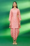 Pinki Sinha_Pink Chiniya Silk Woven Banarasi Mandarin Collar Floral Kurta And Dhoti Pant Set _Online_at_Aza_Fashions