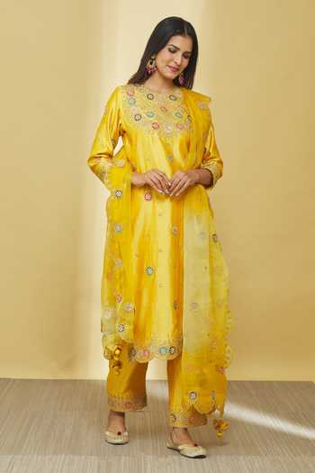 Buy_Surbhi Shah_Yellow Silk, Organza Sequins, Applique, Embroidery, Tassels Dori Kurta Set _Online_at_Aza_Fashions