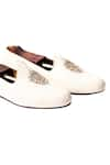 Shop_Artimen_White Embroidered Handcrafted Juttis _Online_at_Aza_Fashions