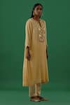 5Elements_Beige Pleated Polyester Mix Embellishment Brooch Woven Leaf Pattern Tunic _Online_at_Aza_Fashions