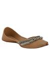 Buy_5elements_Beige Ghunghroo Embellished Juttis _Online_at_Aza_Fashions