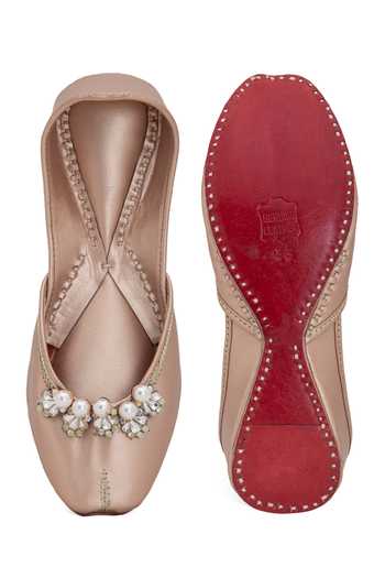 Shop_5elements_Pink Crystal Embellished Juttis _at_Aza_Fashions