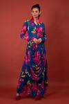Rimi Nayak_Blue Georgette V-neck Chrysanthemum Flower Print Draped Kurta _Online_at_Aza_Fashions