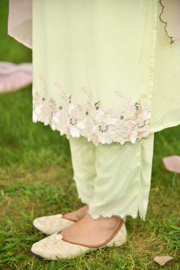 Shop_Seher Jaipur_Green Kurta And Pant Muslin Silk & Dupatta Organza Floral Embroidered Set _Online_at_Aza_Fashions