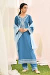 Buy_Seher Jaipur_Blue Cotton Slub And Chiffon Thread Round Jiya Floral Embroidered Kurta Pant Set _at_Aza_Fashions