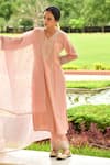 Seher Jaipur_Pink Muslin Silk Embroidered Thread And Mirror Work V Neck Kurta Set _Online_at_Aza_Fashions