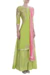 Amrita Thakur_Green Embellished Floral Boat Neck Kurta Set _Online_at_Aza_Fashions