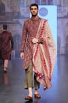 Soniya G_Maroon Raw Silk Embroidery Leaf Motifs Sherwani Set _Online_at_Aza_Fashions