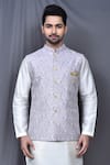Arihant Rai Sinha_Purple , Satin Embroidery Floral Thread Work Bundi And Kurta Set _Online_at_Aza_Fashions