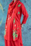 Kacha Tanka Red Cotton Satin Applique Floral Round Neck Rose Pattern Kurta Set Online at Aza Fashions Kacha Tanka_Red Cotton Satin Applique Floral Round Neck Rose Pattern Kurta Set _Online_at_Aza_Fashions