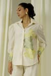 Buy_Sakshi Khetterpal_Ivory Chanderi Embroidered Thread Collared Neck Shirt And Pant Set _Online_at_Aza_Fashions