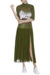 Buy Huemn Green Silk Georgette Embroidered Round High Slit Dress at Aza Fashions Buy_Huemn_Green Silk Georgette Embroidered Round High Slit Dress _at_Aza_Fashions