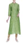 Buy_Manasi Sengupta_Green Bamber Silk Embroidery Floral Round Asymmetric Hemine Kurta Set  _at_Aza_Fashions