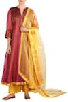 Buy_LATHA PUTTANNA_Pink Chanderi Embroidered Thread Notched Kurta With Pants And Dupatta _at_Aza_Fashions