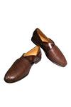 Buy_Artimen_Brown Woven Peshawari Handcrafted Shoes  _at_Aza_Fashions