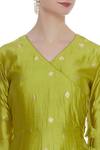 Shop_Pinki Sinha_Green Banarasi Silk Woven Floral Pattern V Neck Kurta With Pants For Women_Online_at_Aza_Fashions