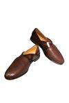 Buy_Artimen_Brown Leather Peshawari Woven Shoes _at_Aza_Fashions