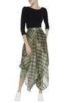 Buy_Urvashi Kaur_Green Linen Embroidered Beads Round Leheriya Dyed Dhoti Pants _at_Aza_Fashions