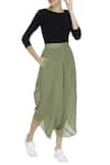 Buy_Urvashi Kaur_Green Cotton Embroidered Beads Mandarin Crinkled Draped Cropped Pants  _at_Aza_Fashions