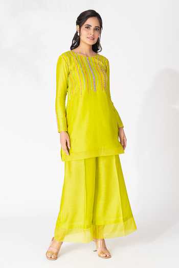 Buy_The Aarya_Yellow Handloom Cotton, Viscose, Organza Ruffles, Chanderi Lace Kurta Set _Online_at_Aza_Fashions