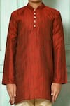 Petite Pomme_Red Brocade Patterned Kurta _Online_at_Aza_Fashions