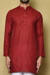Buy_Naintara Bajaj_Red Cotton Silk Plain Mandarin Collar Short Kurta For Men_Online_at_Aza_Fashions